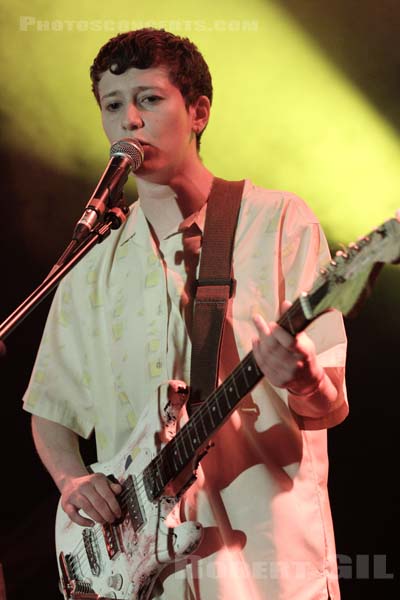 MICACHU AND THE SHAPES - 2012-05-03 - PARIS - Trabendo - 